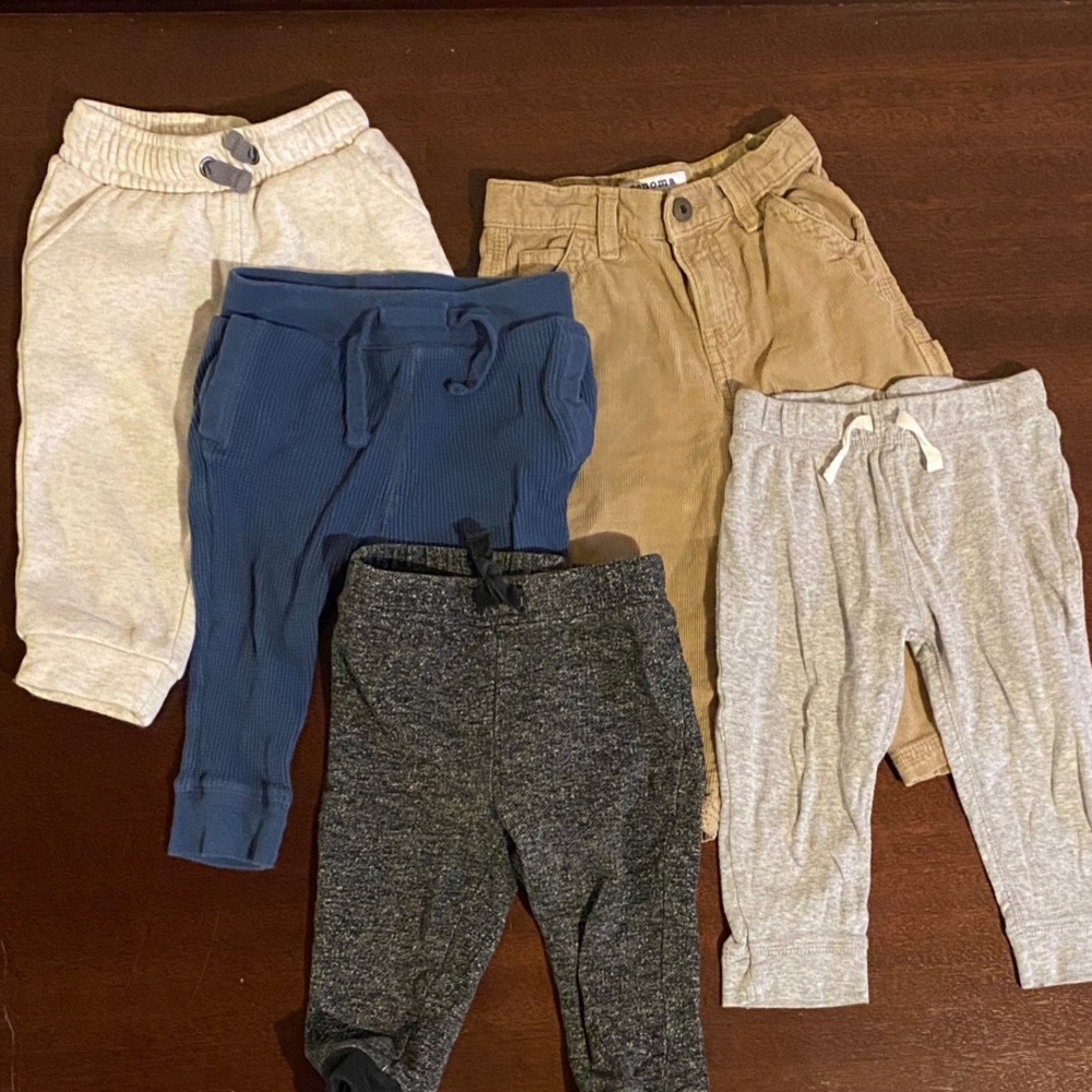 Set of FIVE boys sweatpants and corduroys sz 18 mos